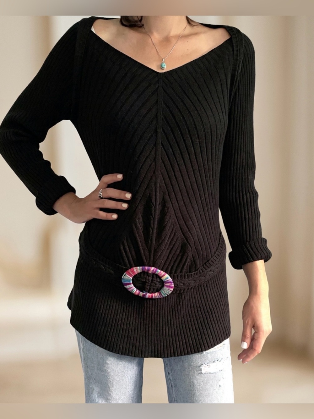Vintage Long Black Ribbed Sweater • Multicolour Buckle • Integrated Belt